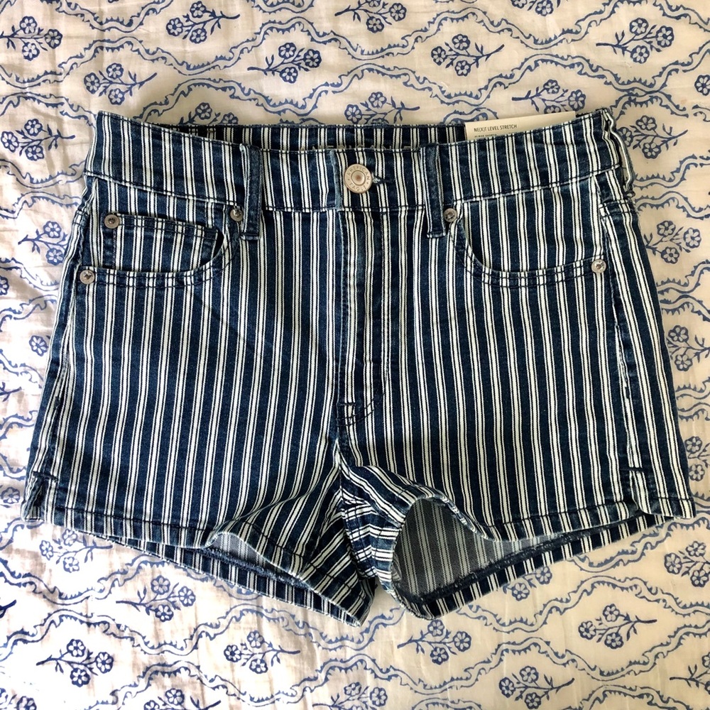 American Eagle High Rise Shorts